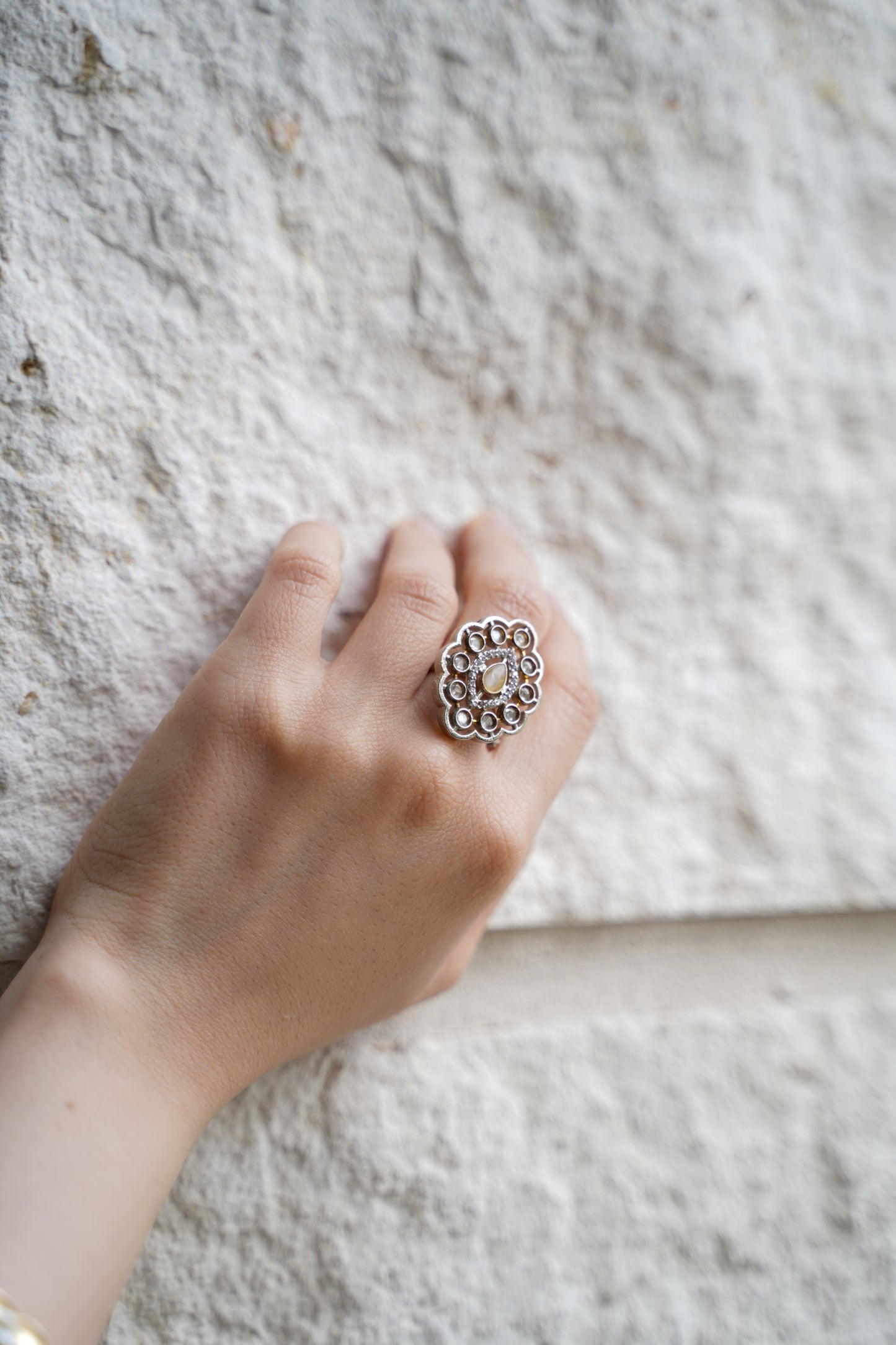 Ambi Ring