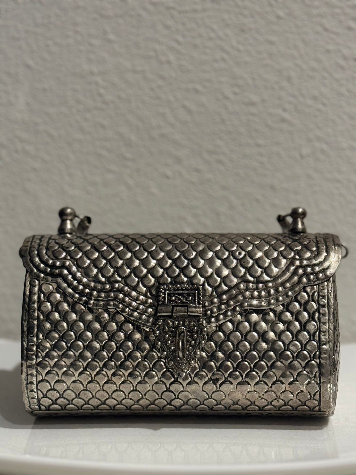 Luxe Scales Clutch